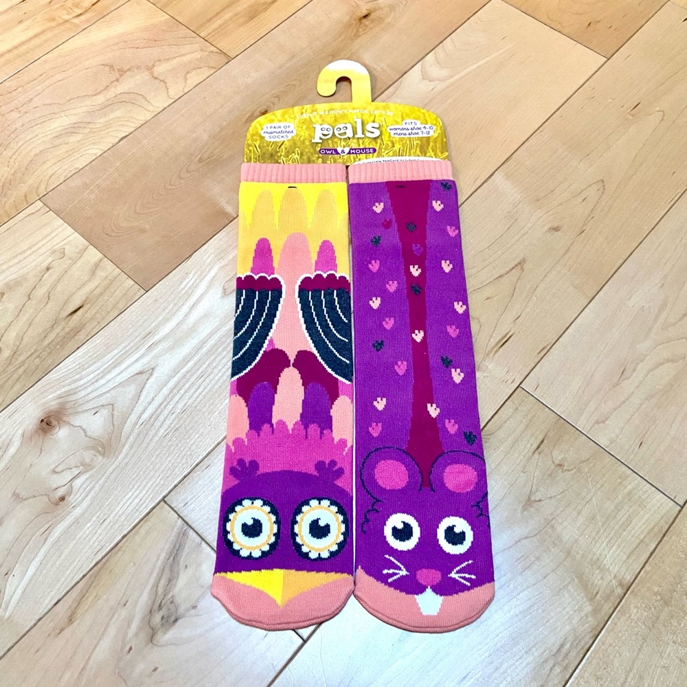 Owl & Mouse Adorable Purple Mismatched Animal foot friends pals Socks adult sm